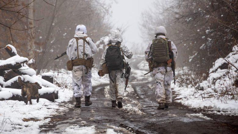 Eksperti britanik thotë se trupat ukrainase janë ‘të pajisura më mirë’ se rusët për dimër