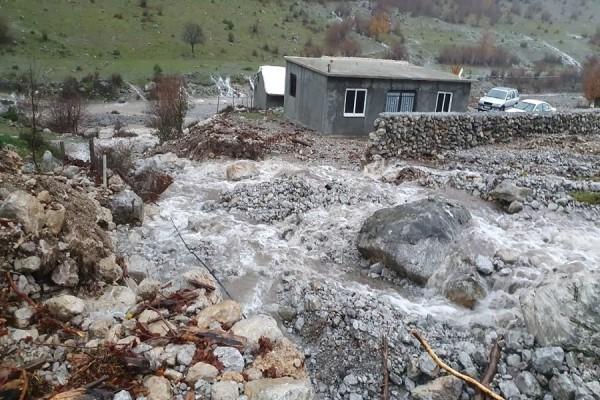 Vërshimet në Shqipëri: Dy të zhdukur në Bogë, përmbytje në Lezhë e Durrës