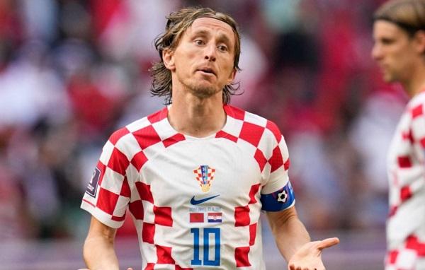 U rrit vetë nën rrënoja, Modric bën gjestin fisnik për Turqinë