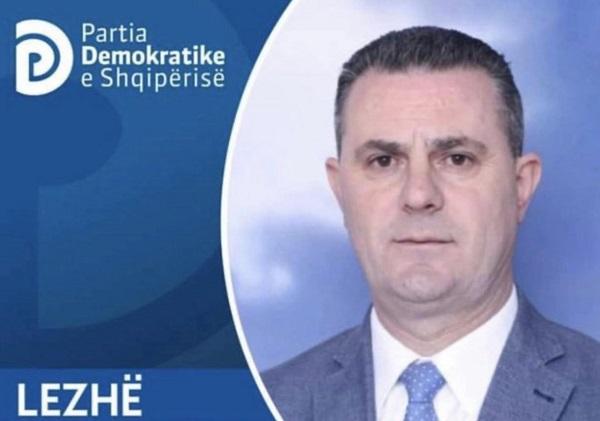 U përfol se ishte tërhequr nga 14 maji, kandidati i PD-së për Lezhën e mohon: Demokratët të mos shkojnë të streha e LSI-së apo PL-së