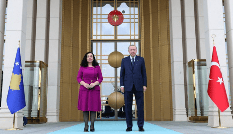 Presidentja Osmani uron presidentin Erdogan për fitorën dhe ri-zgjehdhjen e tij President i Turqisë!