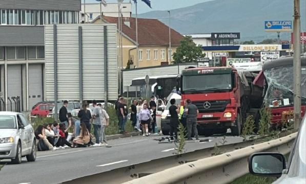 30 të lënduar nga aksidenti në Vragoli, Policia jep detaje per aksidentin e tmerrshëm!