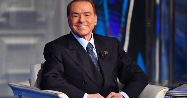 Profil/ Tre herë kryeministër i Italisë, nga skandalet seksuale te akuzat për korrupsion, kush ishte Silvio Berlusconi