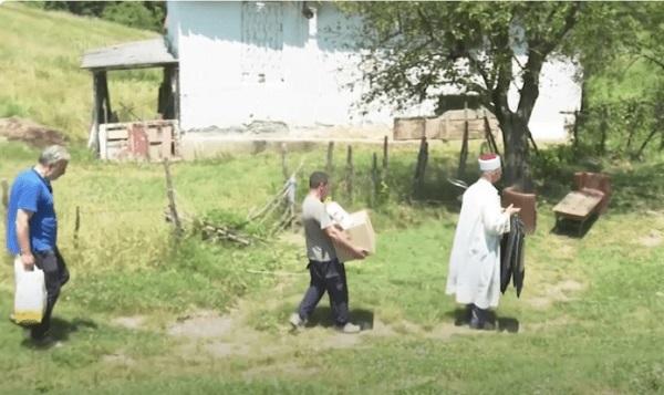 Për Kurban Bajram, myslimanët e bëjnë një familje katolike në Gjakovë me shtëpi të re, lajmi bën jehonë në mediat ndërkombëtare!