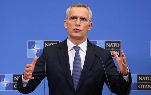 Stoltenberg thotë se NATO e ruan Kosovën, për këtë edhe kanë shtuar trupat atje!