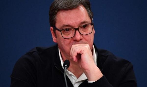 Vucic e quan “hero” kriminelin që u arrestua për prishje të rendit kushtetues në Kosovë!