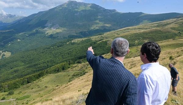 Kurti takohet me Totajn, shikon vendin ku planifikohet tuneli që lidh Prizrenin me Tetovën