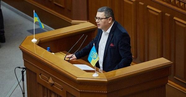 Deputeti ukrainas thotë se sulmi në veri të Kosovës i ngjashëm me atë çfarë bëri Putini në Donbas, Vuçiqi po e luan lojën e tij!