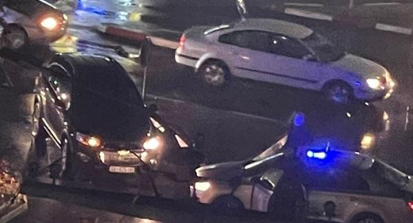 Arrestohen dy të dyshuar për grabitjen e armatosur në Suharekë