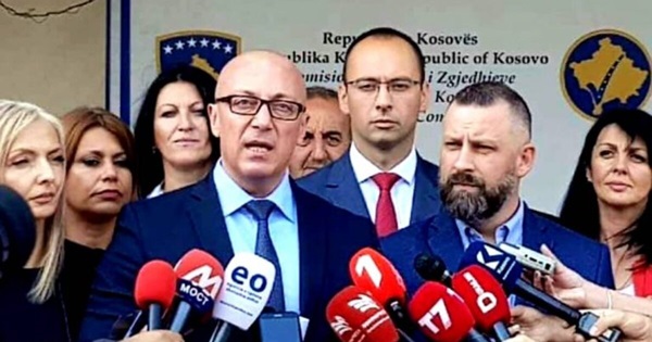 Lista Srpska reagon: Ishim të gatshëm t’i ndërrojmë kryetarët, por s’deshëm të luajmë “lojën e regjimit në Prishtinë”