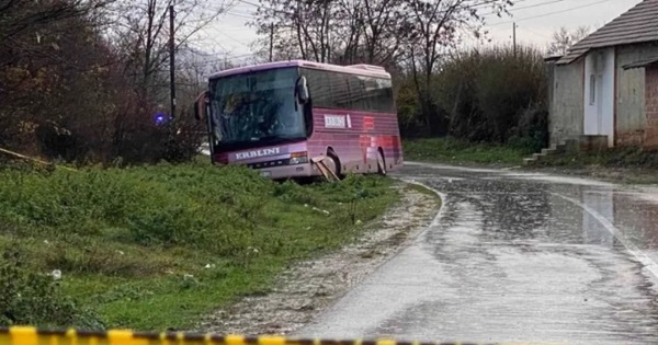 “Ka vetu, e ka bo Zoti dritë dhe e kom pa atë njeri”, thotë dëshmitarja për vrasjen e trefishtë në Gllogjan