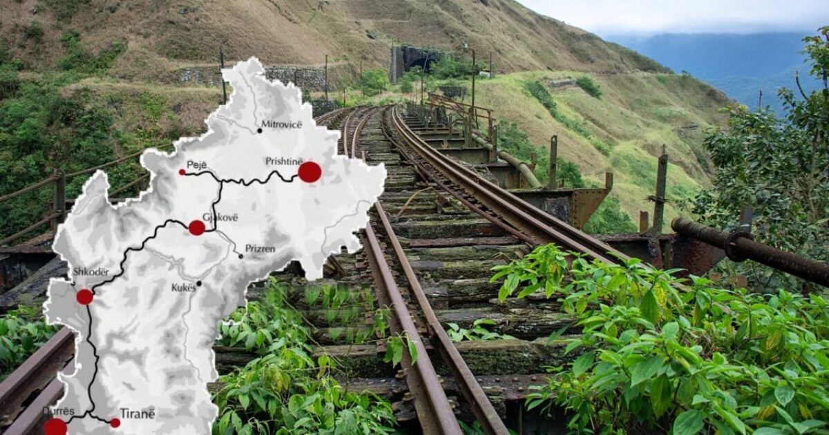 Kurti: Rruga Prizren-Tetovë dhe hekurudha që do e lidhë Prizrenin me Gjakovën dhe Shkodrën do të kontribuojnë në lidhjen e shqiptarëve