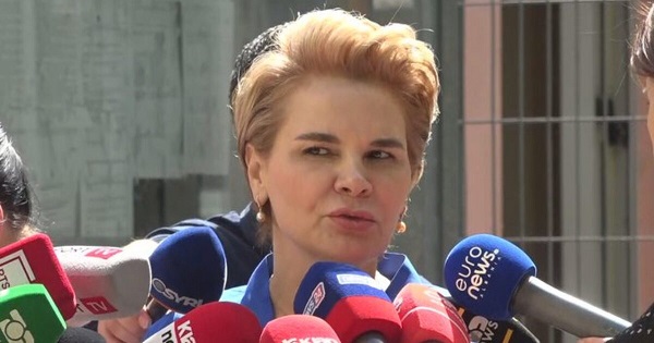 “Patjetër që kam bërë botox”, Kryemadhi mbi 5 orë në pyetje: Ndahemi në qëndrime me Metën për SPAK