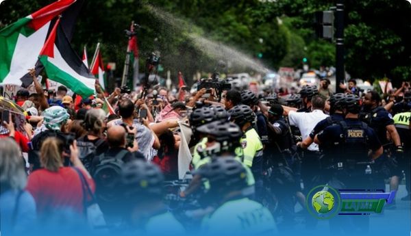 Protesta kundër vizitës së Netanyahut në Uashington – policia hedh gaz lotsjellës ndaj protestuesve