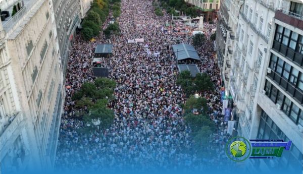 Protestë masive në Beograd, pretekst marrëveshja për minierat e litiumit!