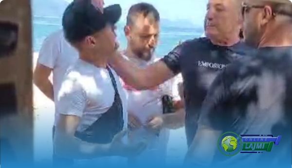 Qytetari i ankohet për hapësirat e plazhit, pronari i ‘Regina’ Vasil Bedinaj e godet me grusht (Video)