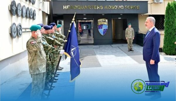 Ministri i Jashtëm turk viziton kampin e KFOR-it, takon komandantin Ulutash, flasin për situatën e sigurisë në Kosovë